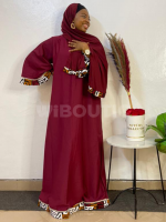 Robe droite de chez Sutura Collection